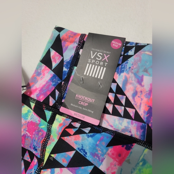 Victoria's Secret VSX Knockout Crop Leggings with Reflective Features - Picture 6 of 15
